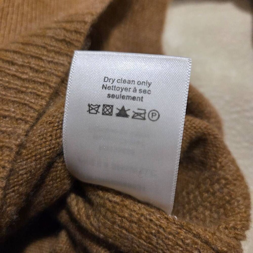 Veronica Beard Preta V-Neck Cashmere Sweater, camel size M - Picture 8 of 13
